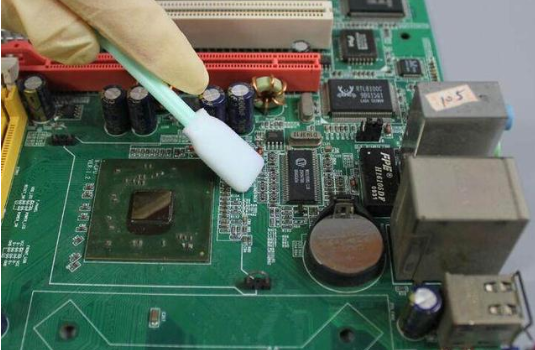 如何清洁PCB电路板?