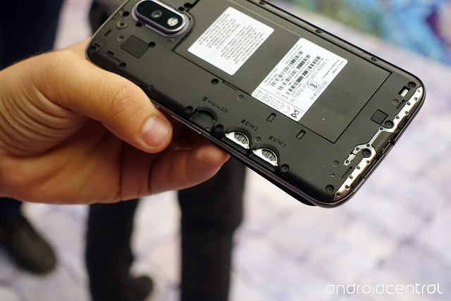 Moto G4 Plus上手玩:前置指纹纳米防水